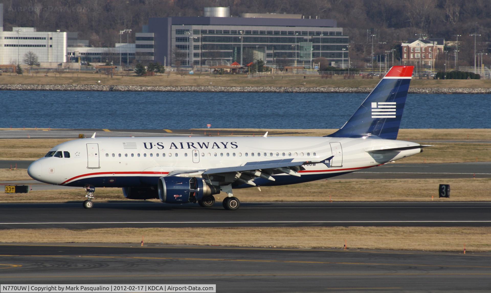 N770UW, 2000 Airbus A319-112 C/N 1393, Airbus A319