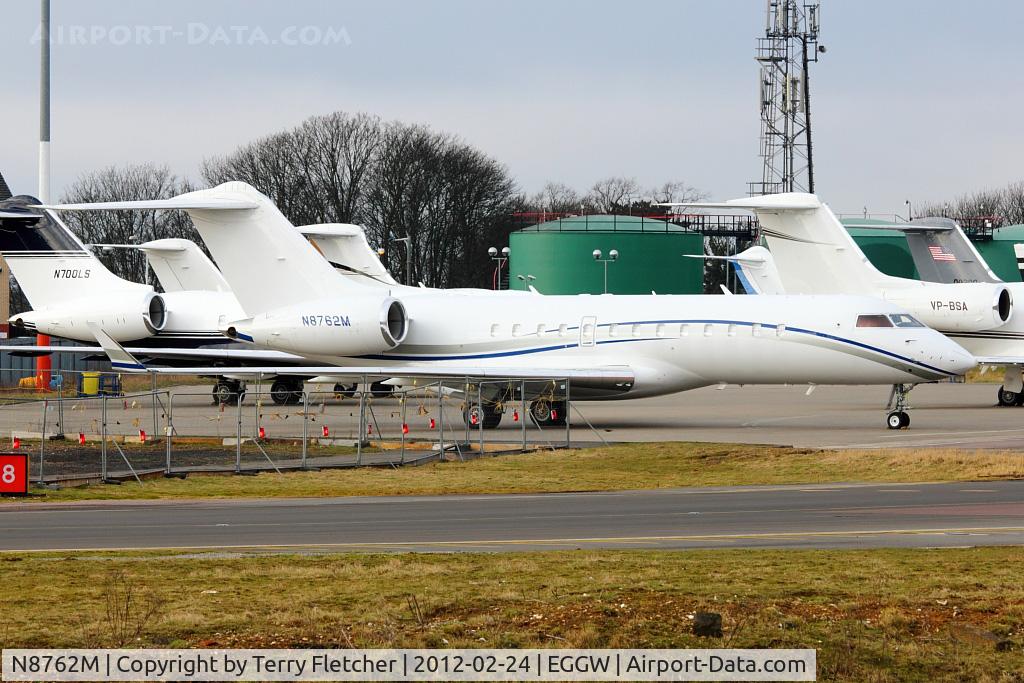 N8762M, 2002 Bombardier BD-700-1A10 Global Express C/N 9113, 2002 Bombardier BD-700-1A10, c/n: 9113 on Stand 16 at Luton