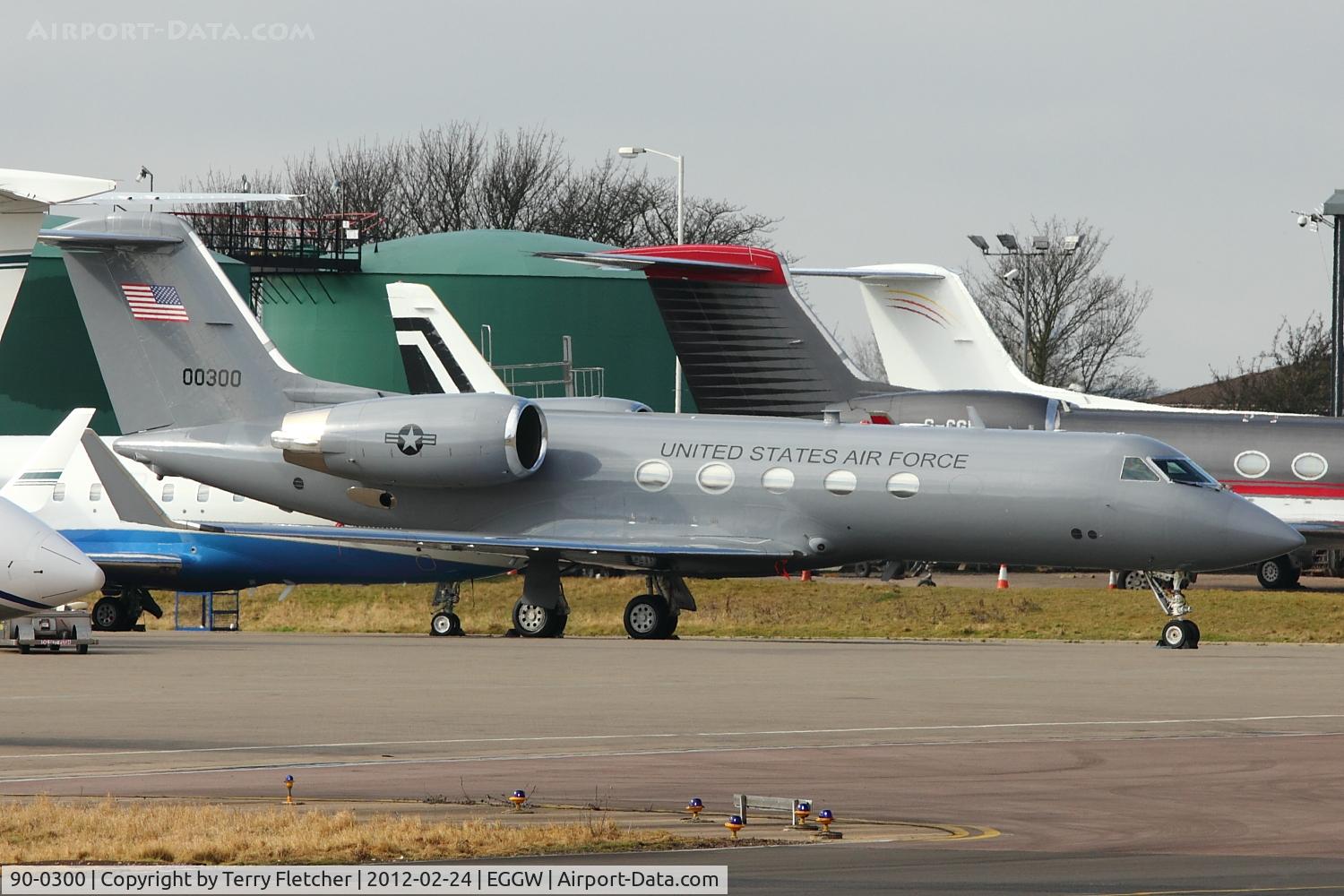 90-0300, 1990 Gulfstream Aerospace C-20H (Gulfstream III) C/N 1181, USAF Gulfstream C-20H, c/n: 1181 on Stand 16 at Luton, UK