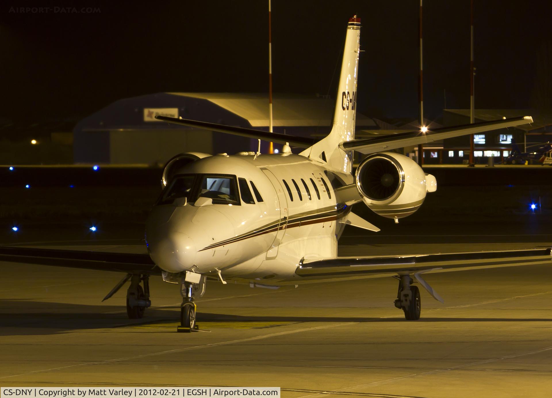 CS-DNY, 2001 Cessna 560XL Citation Excel C/N 560-5216, About to depart SaxonAir.