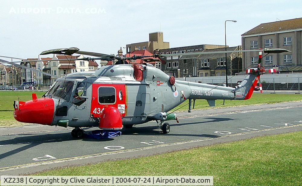 XZ238, 1977 Westland Lynx HAS.3S(ICE) C/N 026, Helidays, Weston super Mare 2004