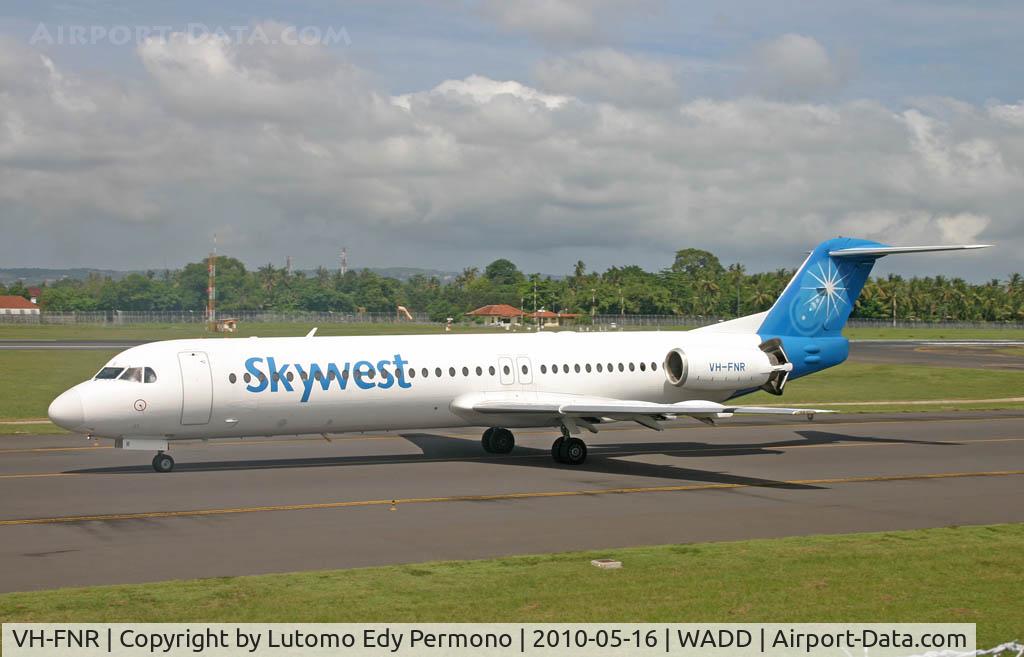 VH-FNR, 1994 Fokker 100 (F-28-0100) C/N 11488, Skywest