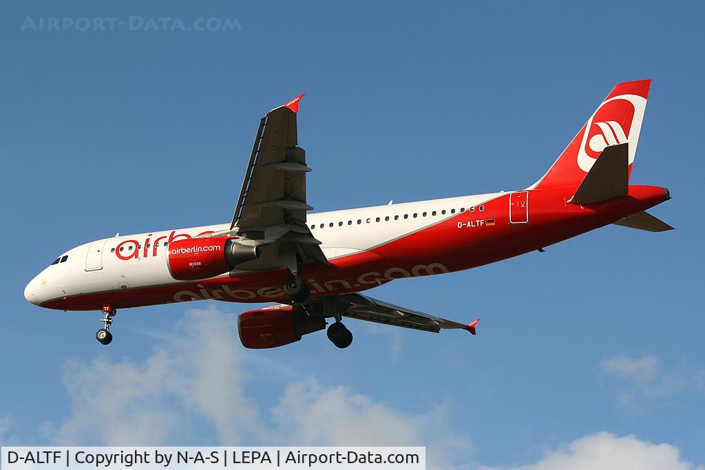 D-ALTF, 2001 Airbus A320-214 C/N 1553, Arriving
