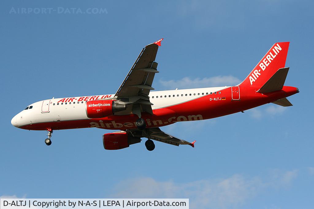 D-ALTJ, 2002 Airbus A320-214 C/N 1838, Arriving
