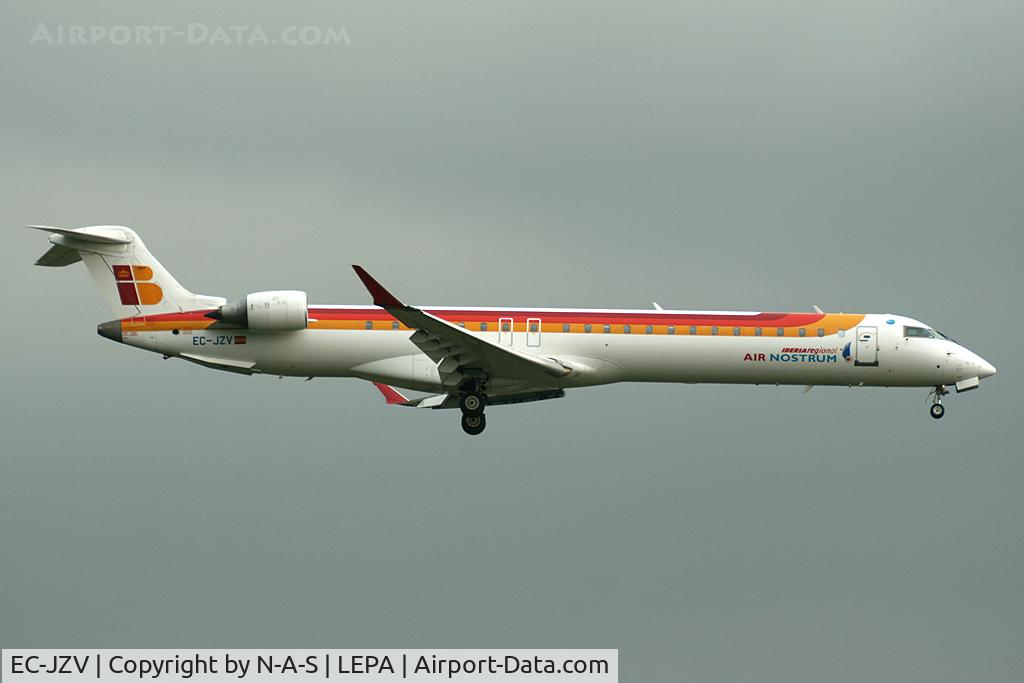 EC-JZV, 2007 Bombardier CRJ-900 (CL-600-2D24) C/N 15117, Arriving