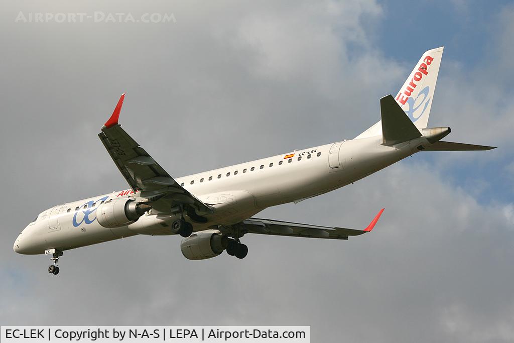 EC-LEK, 2010 Embraer 195LR (ERJ-190-200LR) C/N 19000344, Arriving