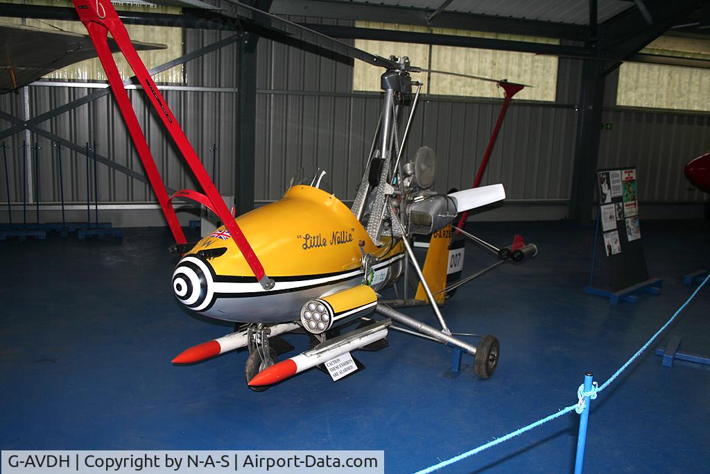 G-AVDH, Wallis WA116 SERIES 1 C/N 216, Marked as G-ARZB