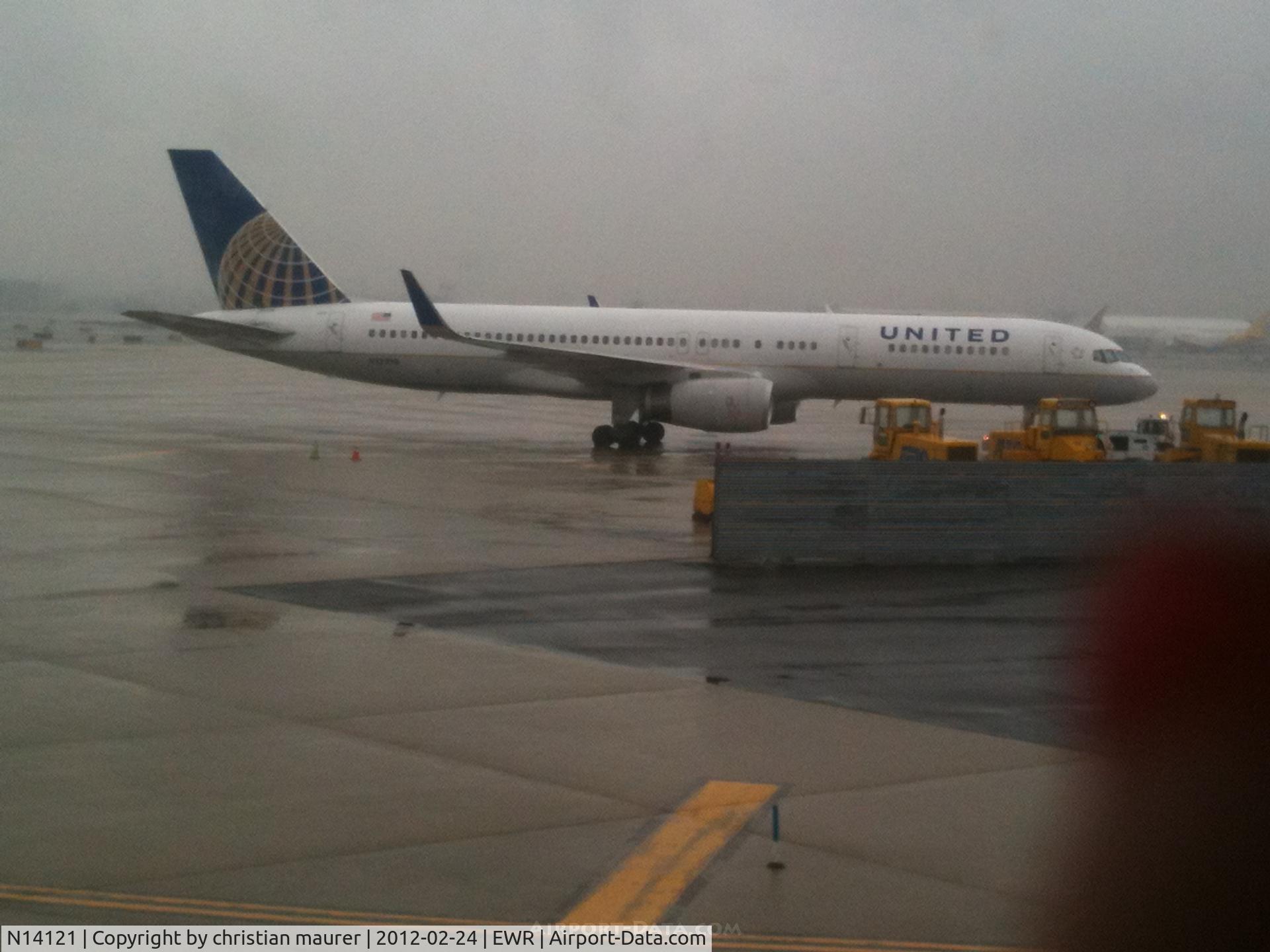 N14121, 1997 Boeing 757-224 C/N 27563, boeing 757
