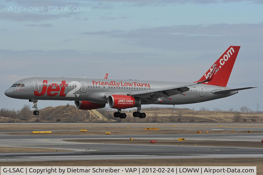 G-LSAC, 1992 Boeing 757-23A C/N 25488, Jet 2 Boeing 757-200