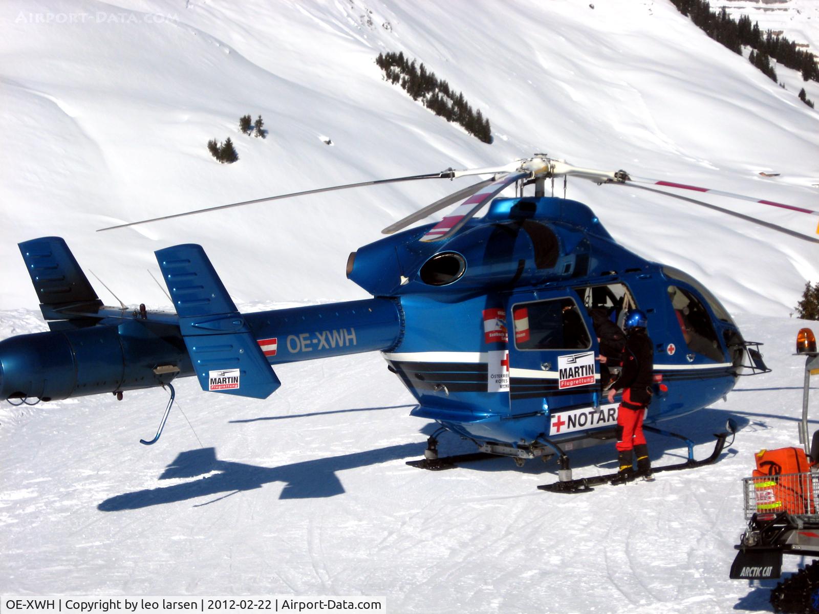 OE-XWH, 1996 McDonnell Douglas MD-900 Explorer C/N 900-00032, Saalbach Austria 22.2.12