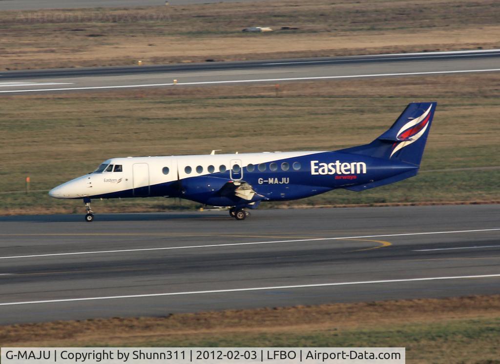 G-MAJU, 1995 British Aerospace Jetstream 41 C/N 41071, Backtracking rwy 32L to the Terminal...