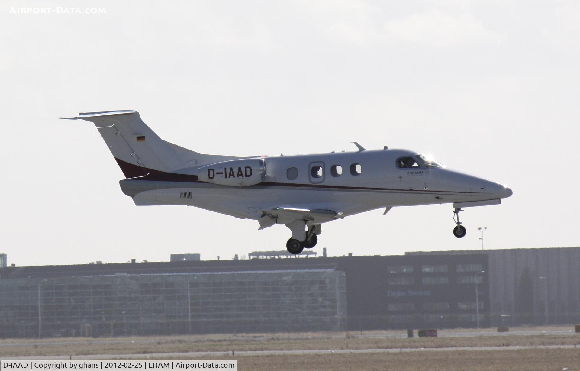 D-IAAD, 2010 Embraer EMB-500 Phenom 100 C/N 50000215, Landing rw27