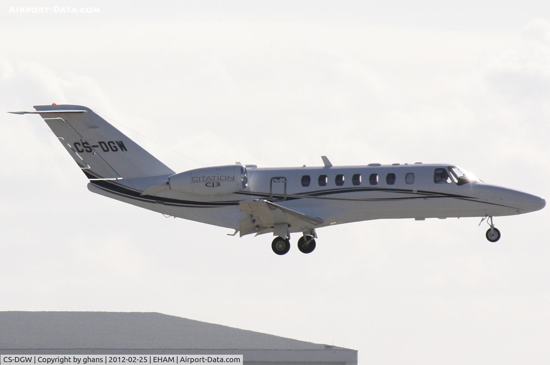 CS-DGW, 2008 Cessna 525B CitationJet CJ3 C/N 525B-0235, Landing rw27