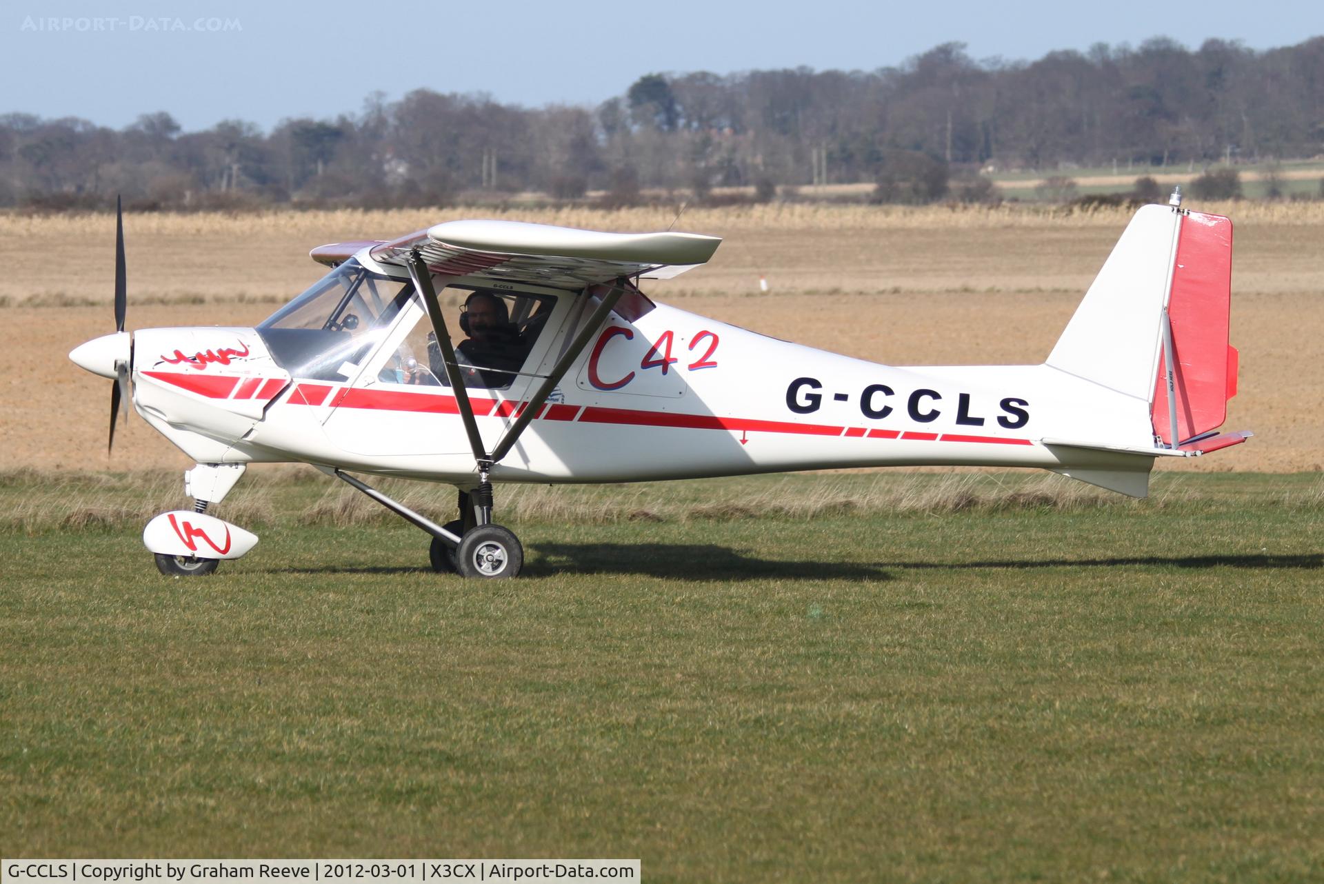 G-CCLS, 2004 Comco Ikarus C42 FB UK C/N PFA 322-14050, Just landed.