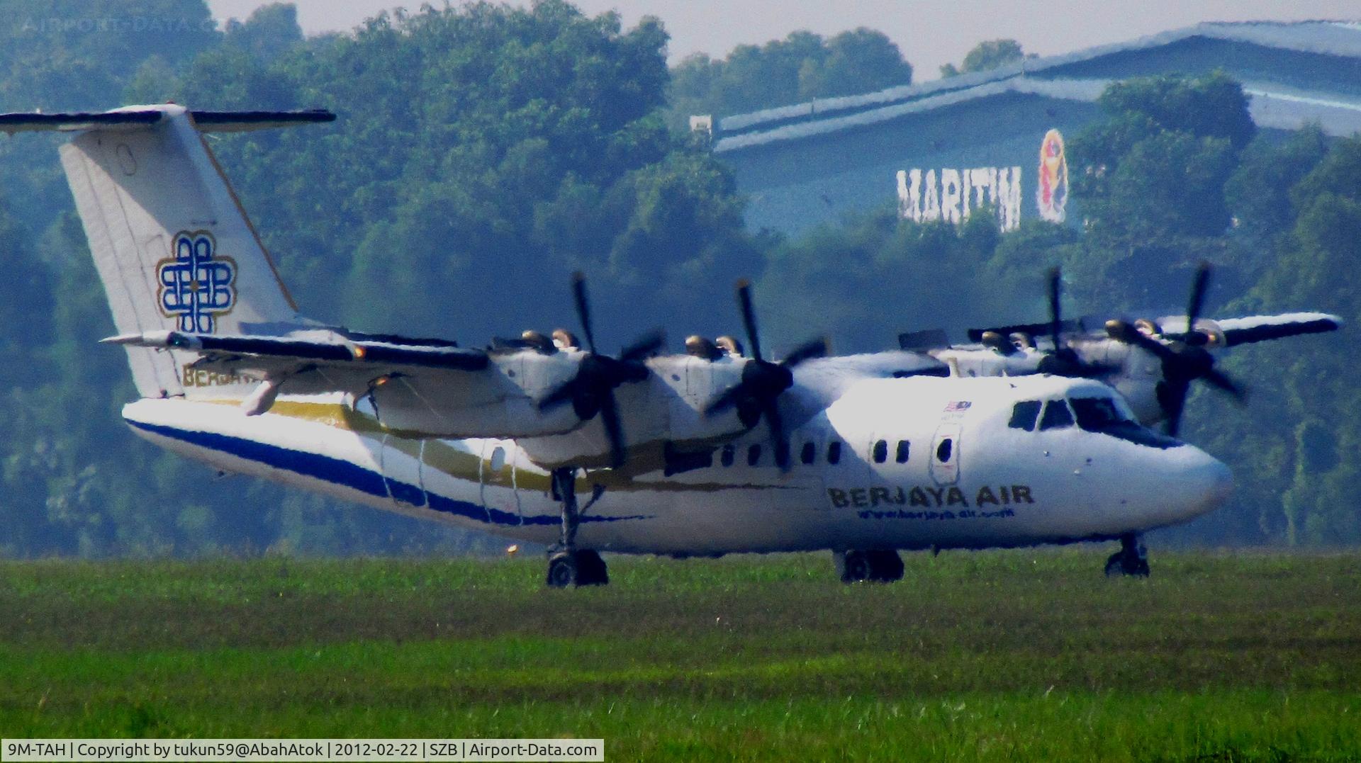 9M-TAH, 1987 De Havilland Canada DHC-7-110 Dash 7 C/N 109, Berjaya Air