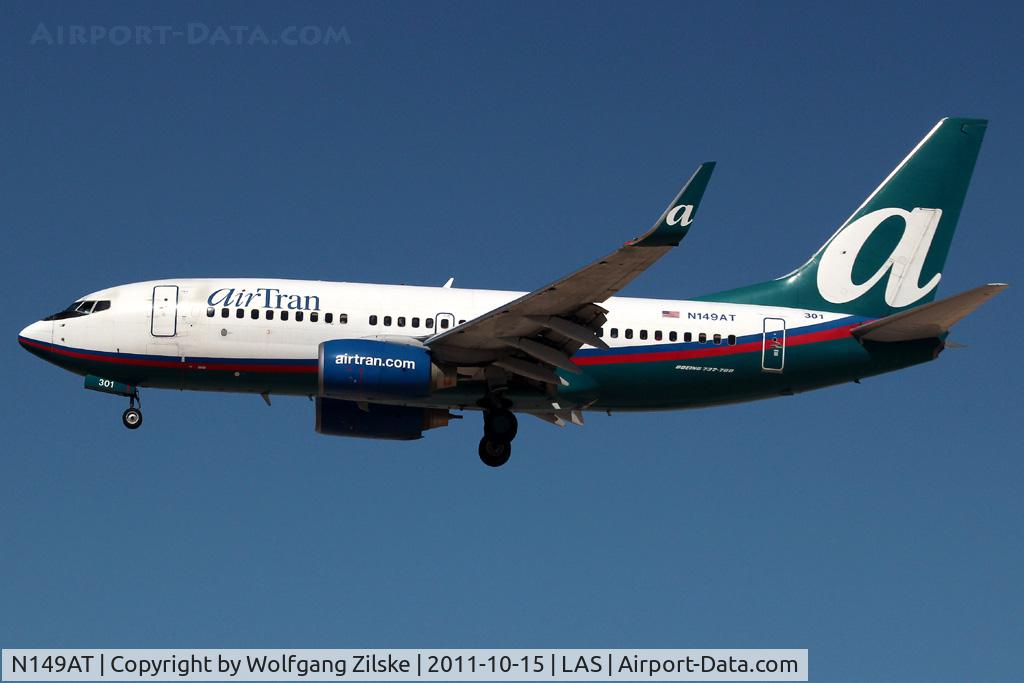 N149AT, 2004 Boeing 737-76N C/N 32681, visitor