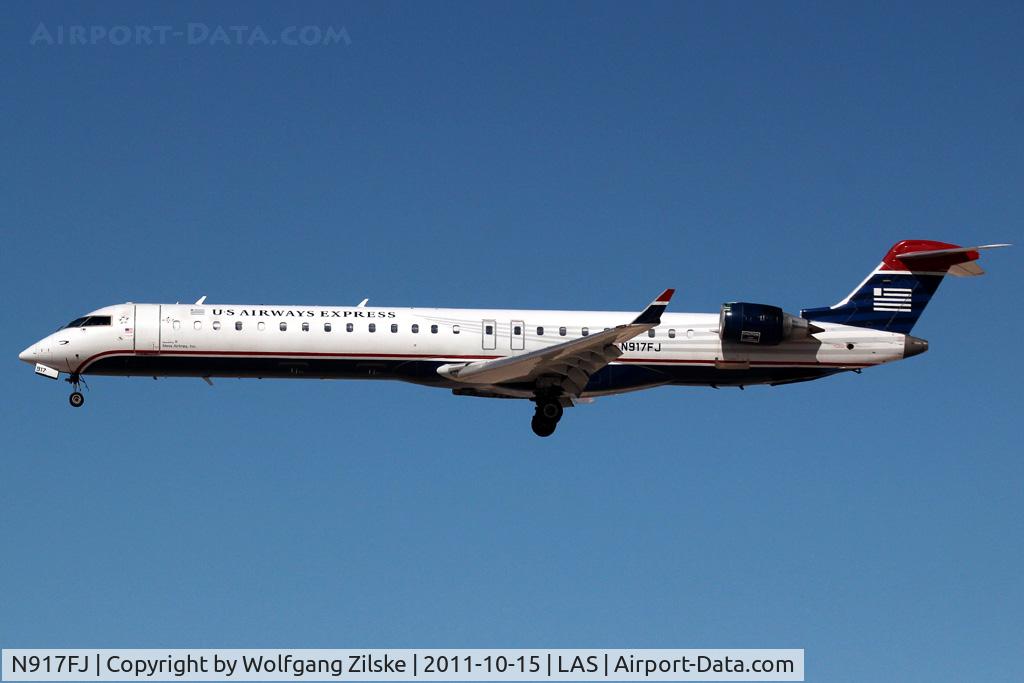 N917FJ, 2004 Bombardier CRJ-900ER (CL-600-2D24) C/N 15017, visitor