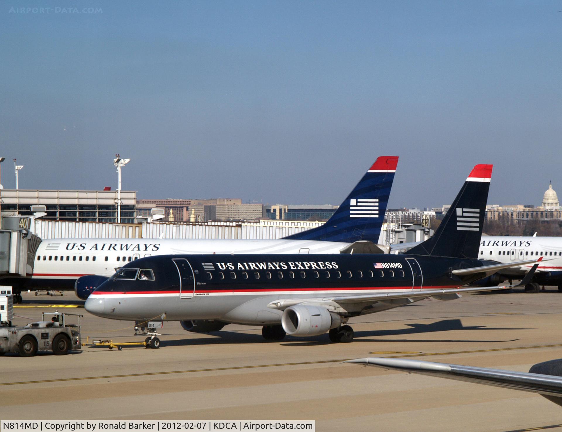 N814MD, 2004 Embraer 170SU (ERJ-170-100SU) C/N 17000033, Push back DCA, VA
