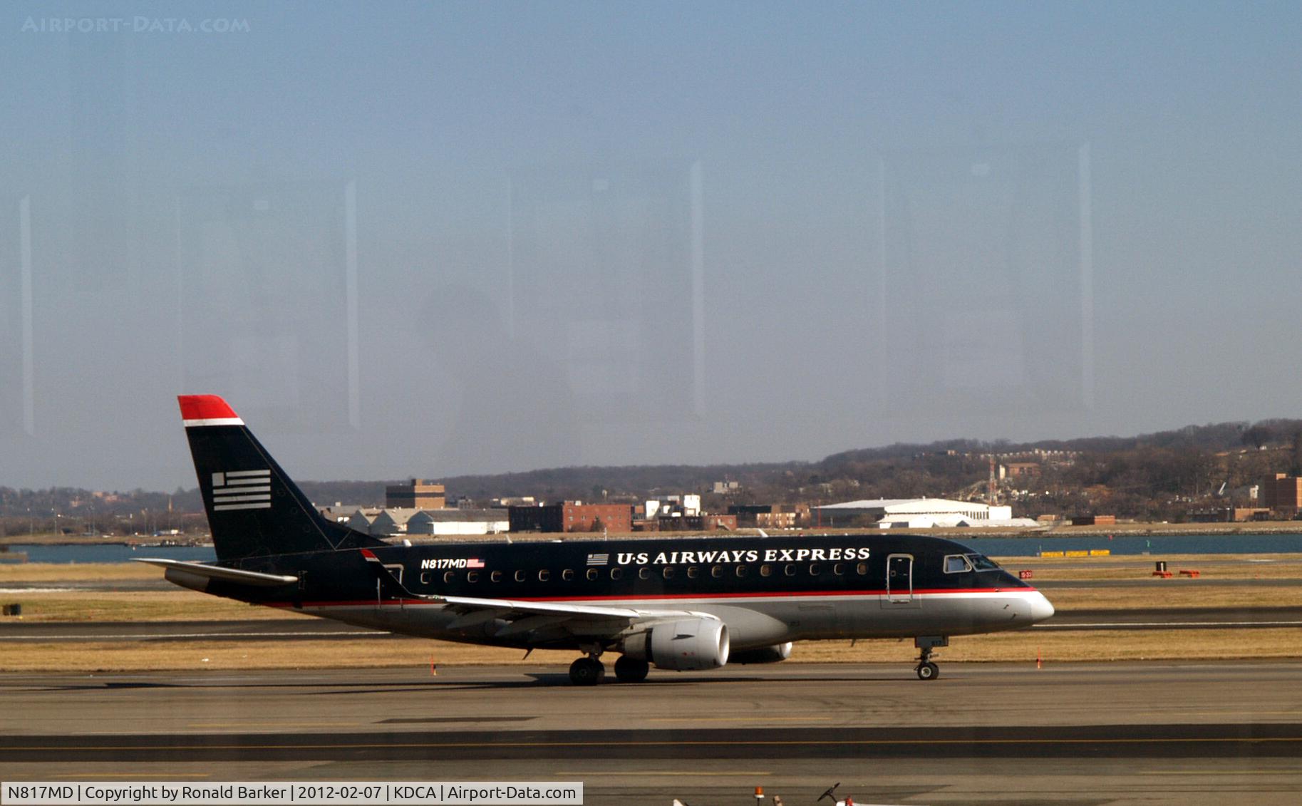 N817MD, 2004 Embraer 170SU (ERJ-170-100SU) C/N 17000038, Taxi DCA, VA