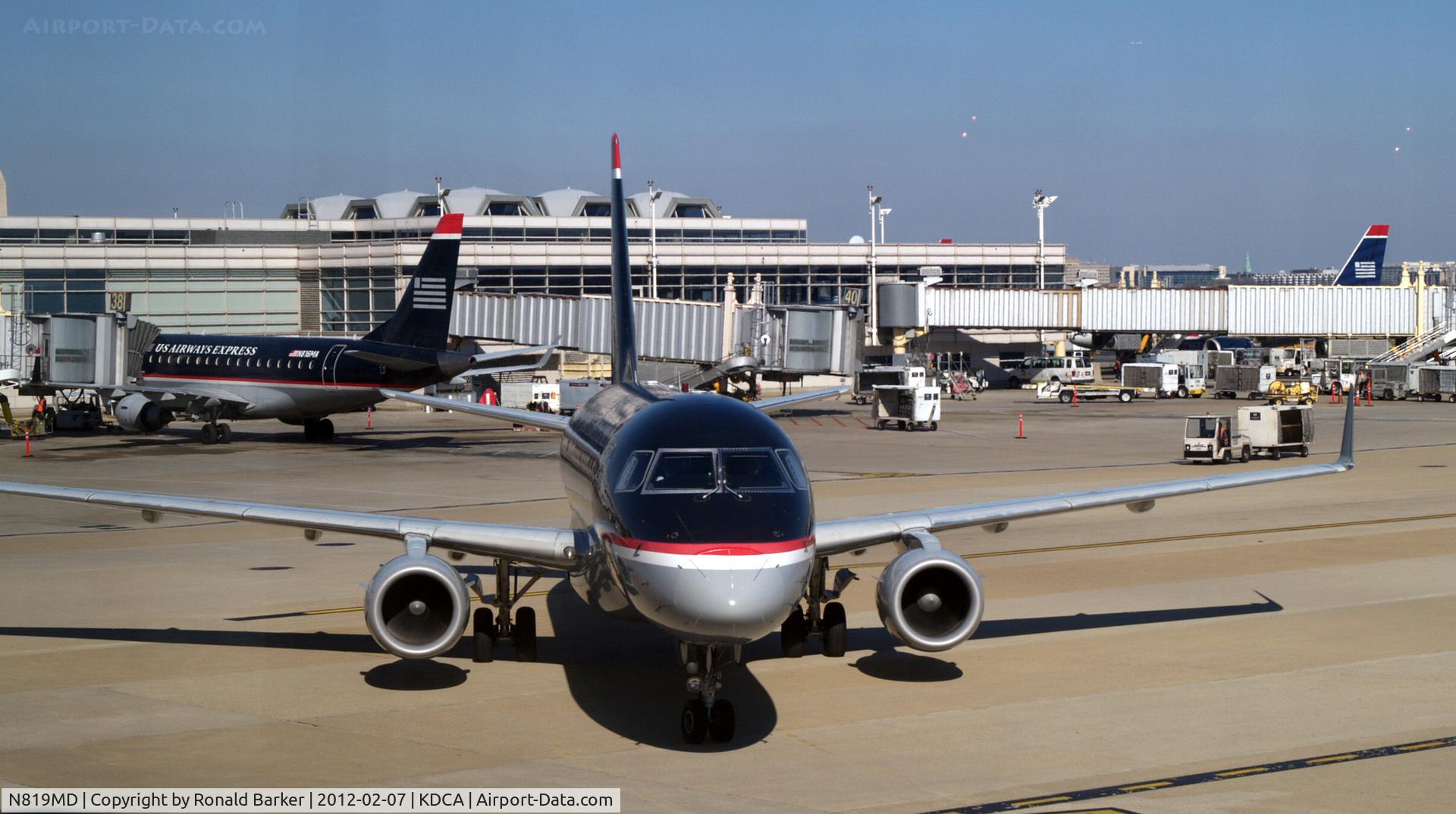 N819MD, 2004 Embraer 170SU (ERJ-170-100SU) C/N 17000040, DCA, VA