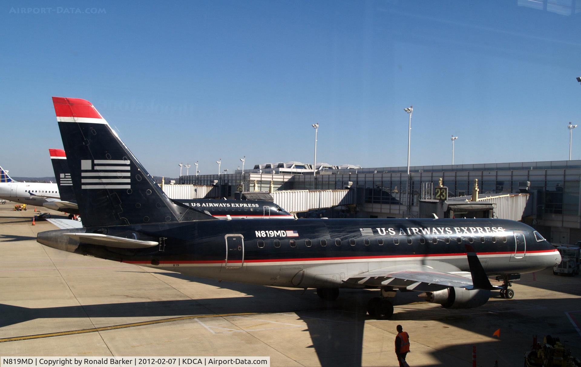 N819MD, 2004 Embraer 170SU (ERJ-170-100SU) C/N 17000040, DCA, VA