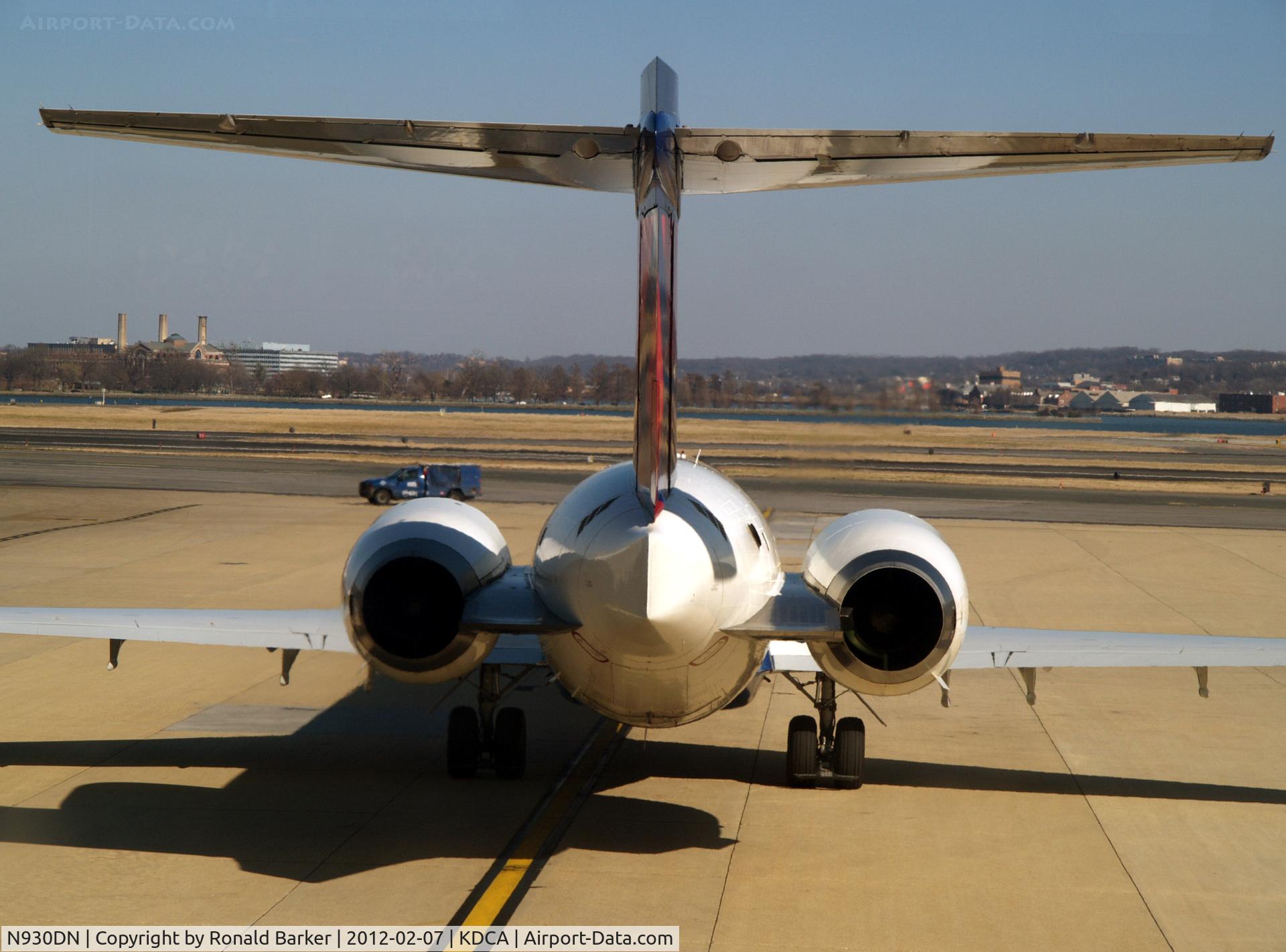 N930DN, 1996 McDonnell Douglas MD-90-30 C/N 53458, Lined up to taxi, back end DCA, VA