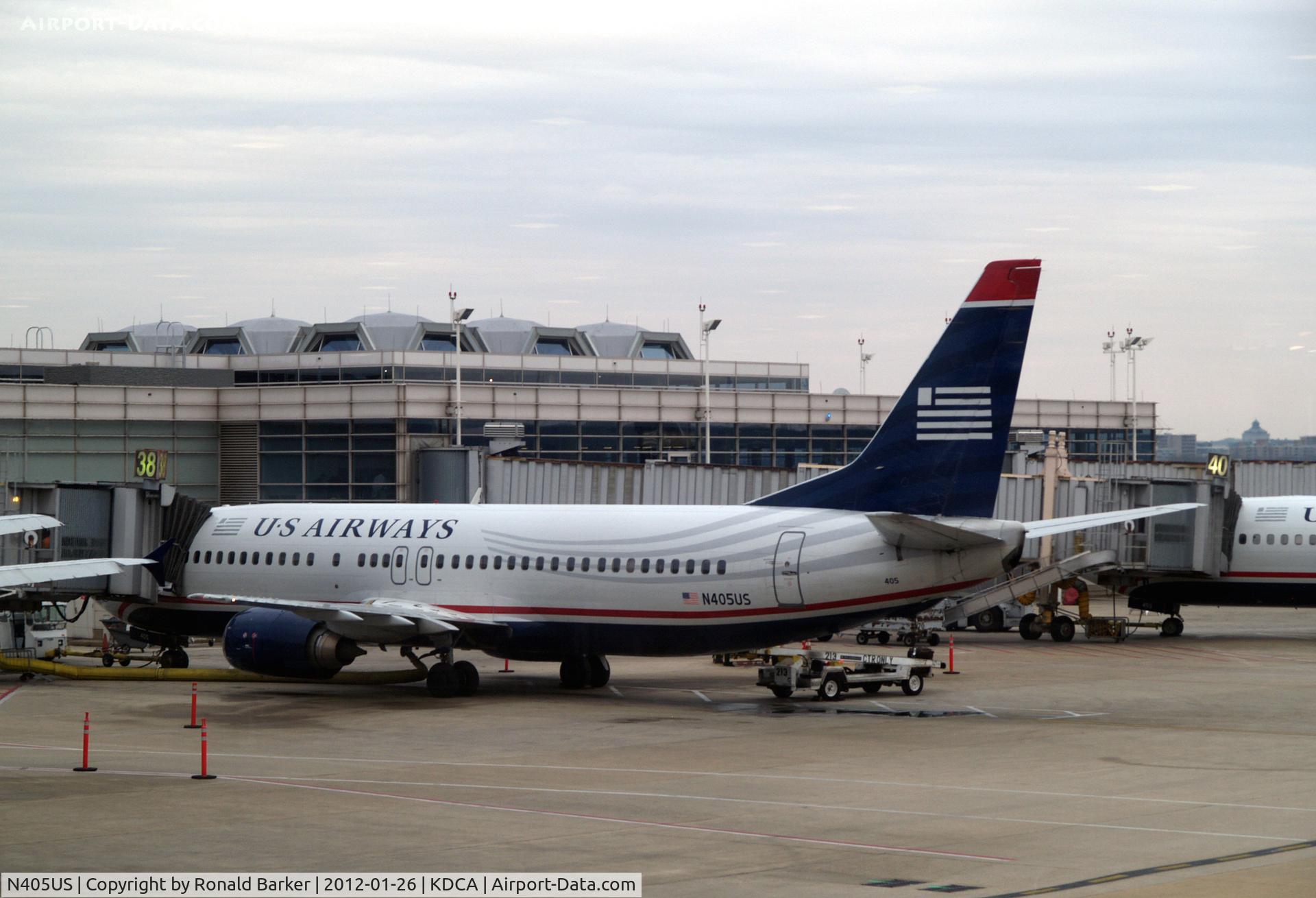 N405US, 1989 Boeing 737-401 C/N 23885, DCA, VA
