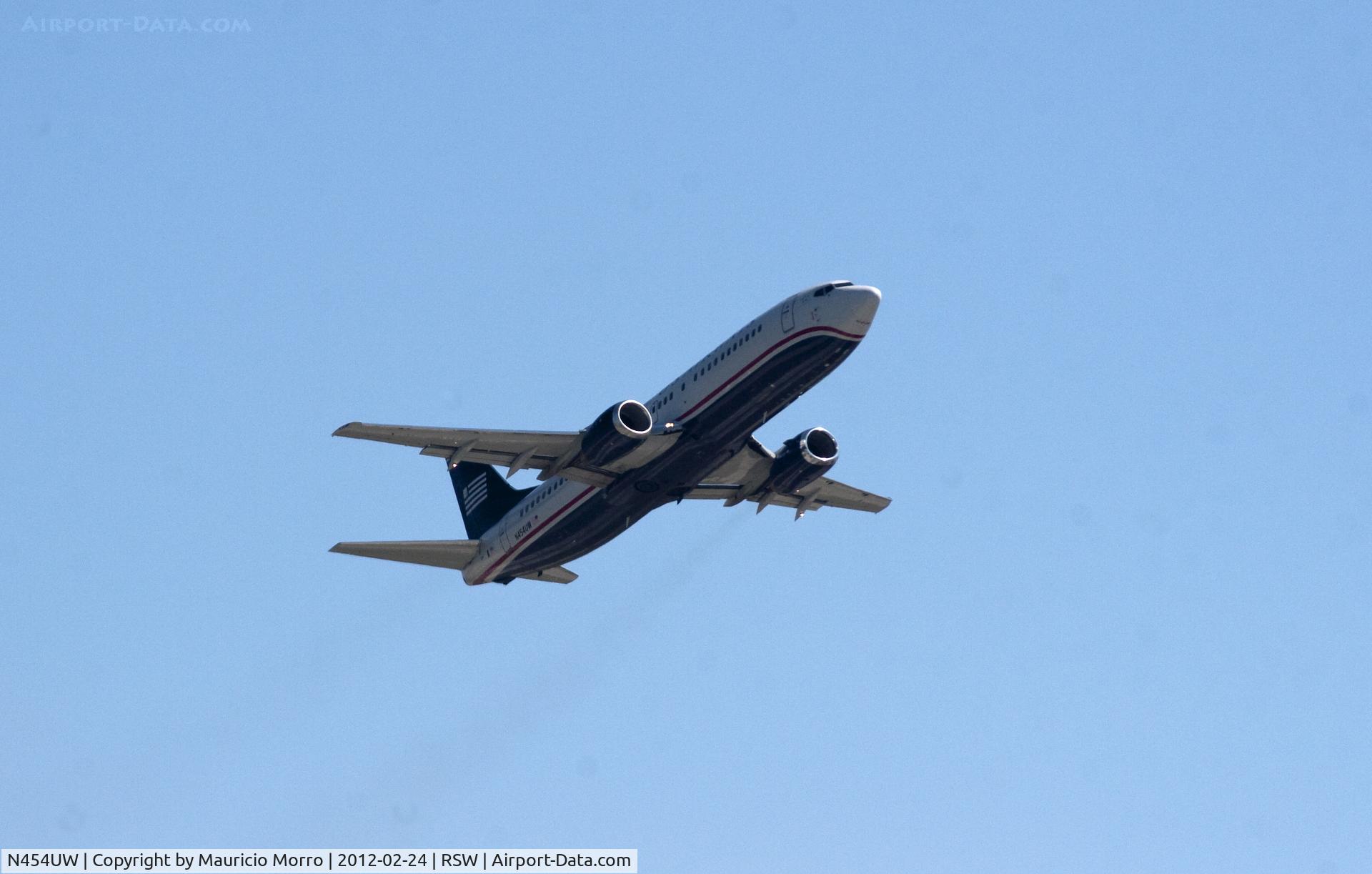 N454UW, 1991 Boeing 737-4B7 C/N 24996, 737 taking off from rwy 24 at RSW
