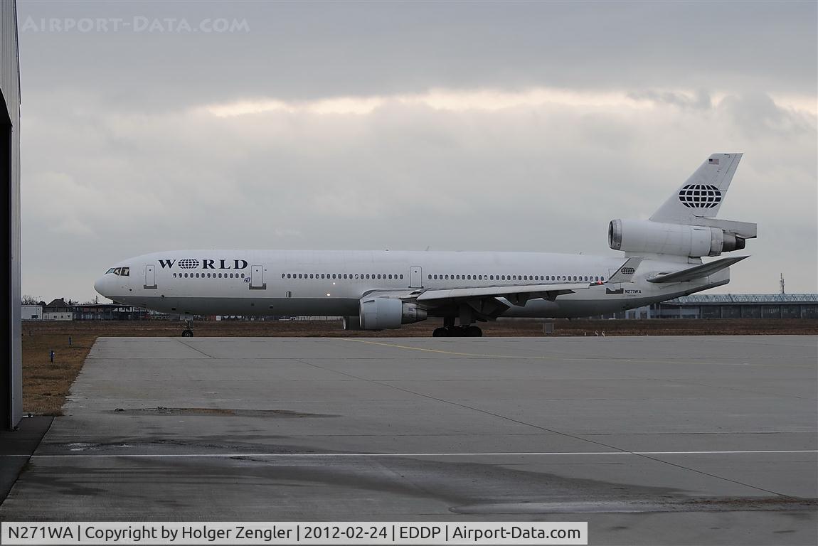 N271WA, 1992 McDonnell Douglas MD-11 C/N 48518, One of those Grand Dames of WORLD´s Chamber family is leaving apron 1 via November and A8 to rwy 26R for another eastbound ride.....