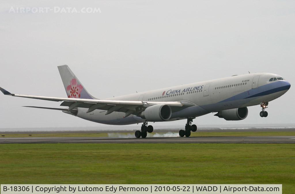 B-18306, 2005 Airbus A330-302 C/N 675, China Air