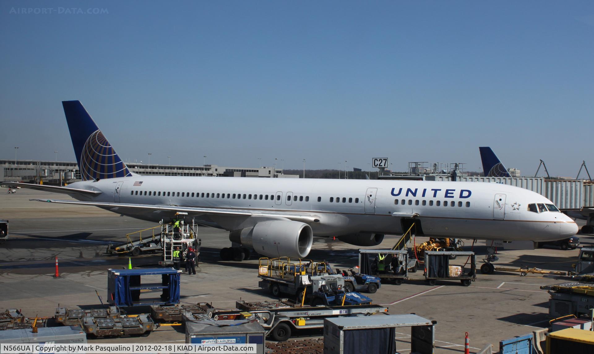 N566UA, 1992 Boeing 757-222 C/N 26670, Boeing 757-200