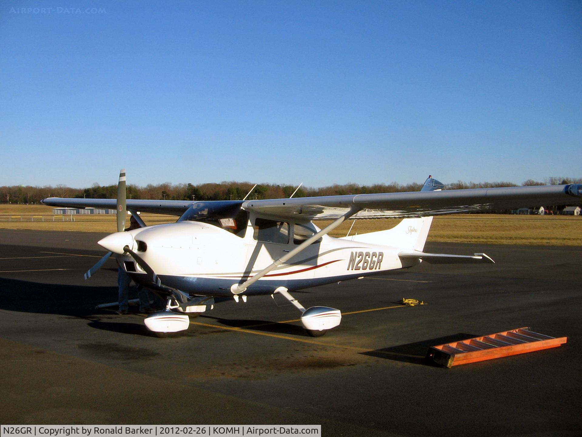 N26GR, 1980 Cessna 182Q Skylane C/N 18267661, Orange