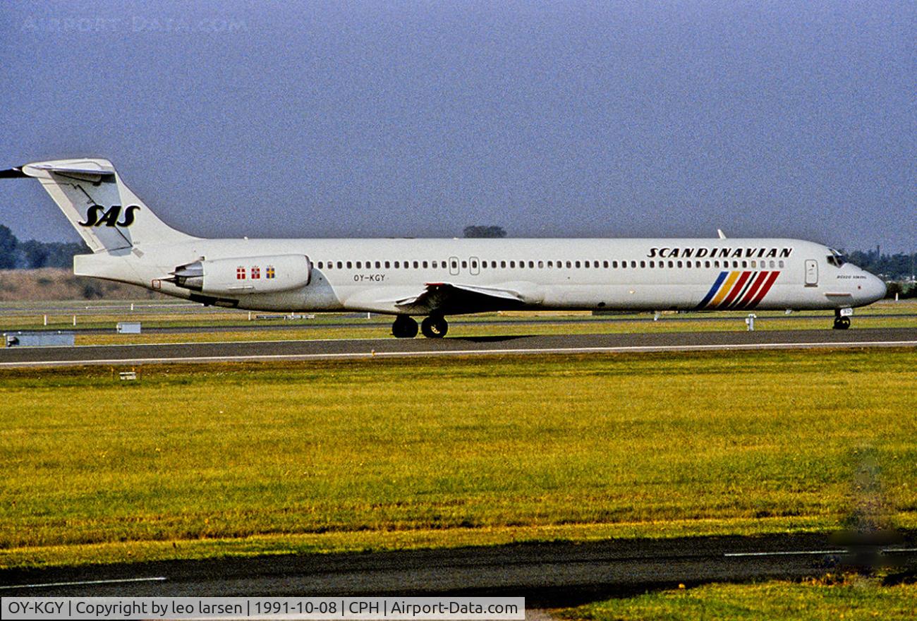 OY-KGY, 1986 McDonnell Douglas MD-81 (DC-9-81) C/N 49420, CPH 8.10.91