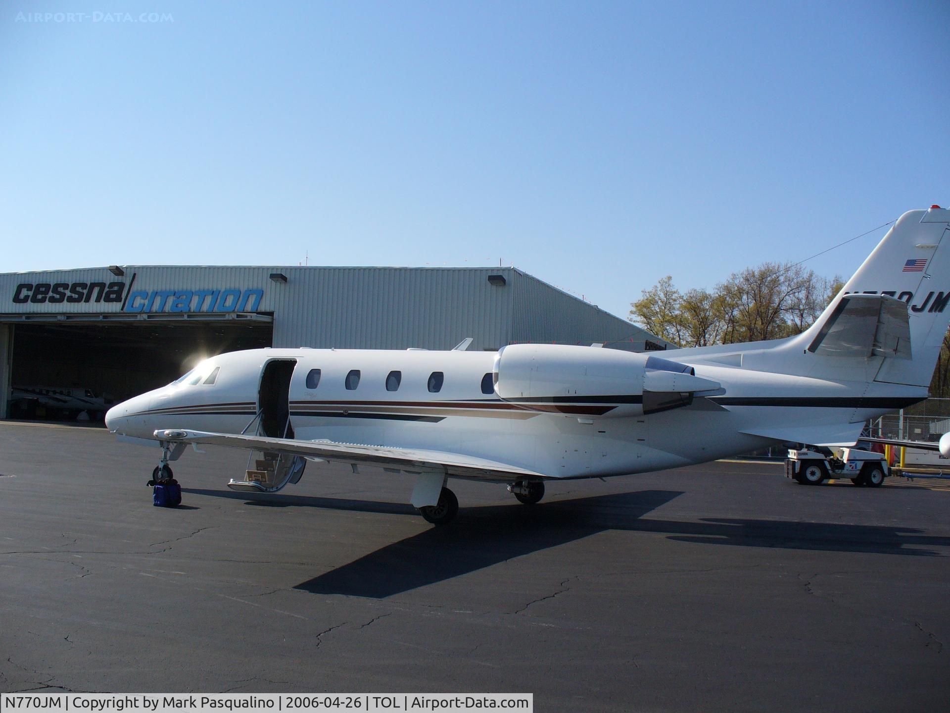 N770JM, 2004 Cessna 560XL C/N 560-5370, General Aviation West Ramp