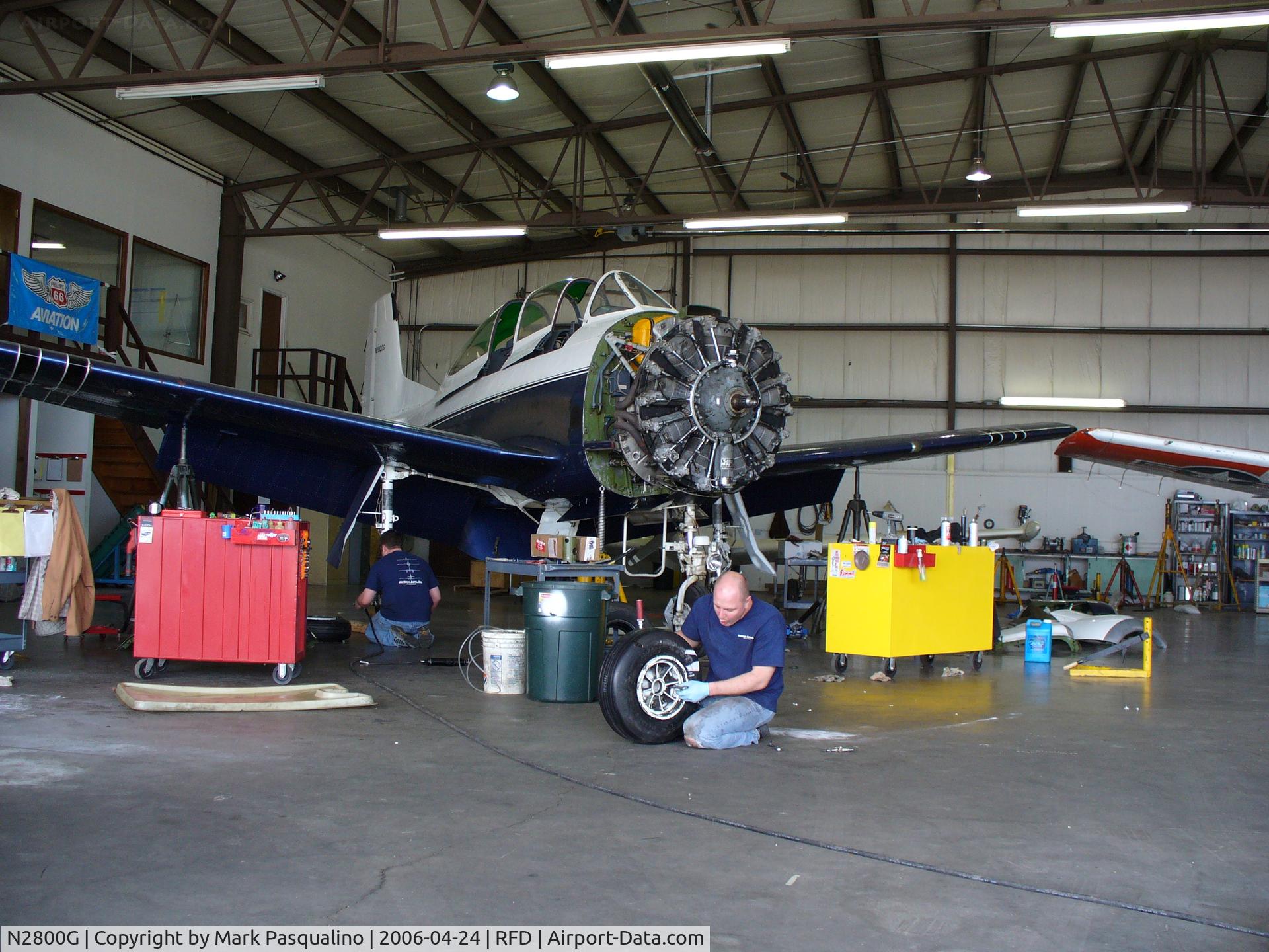 N2800G, 1951 North American T-28A Trojan C/N 174-222, Inspection of T-28 N2800G