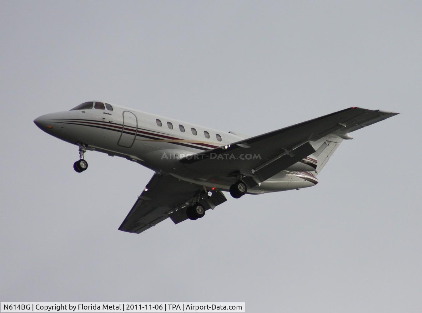 N614BG, 2005 Raytheon Hawker 800XP C/N 258704, Hawker 800XP