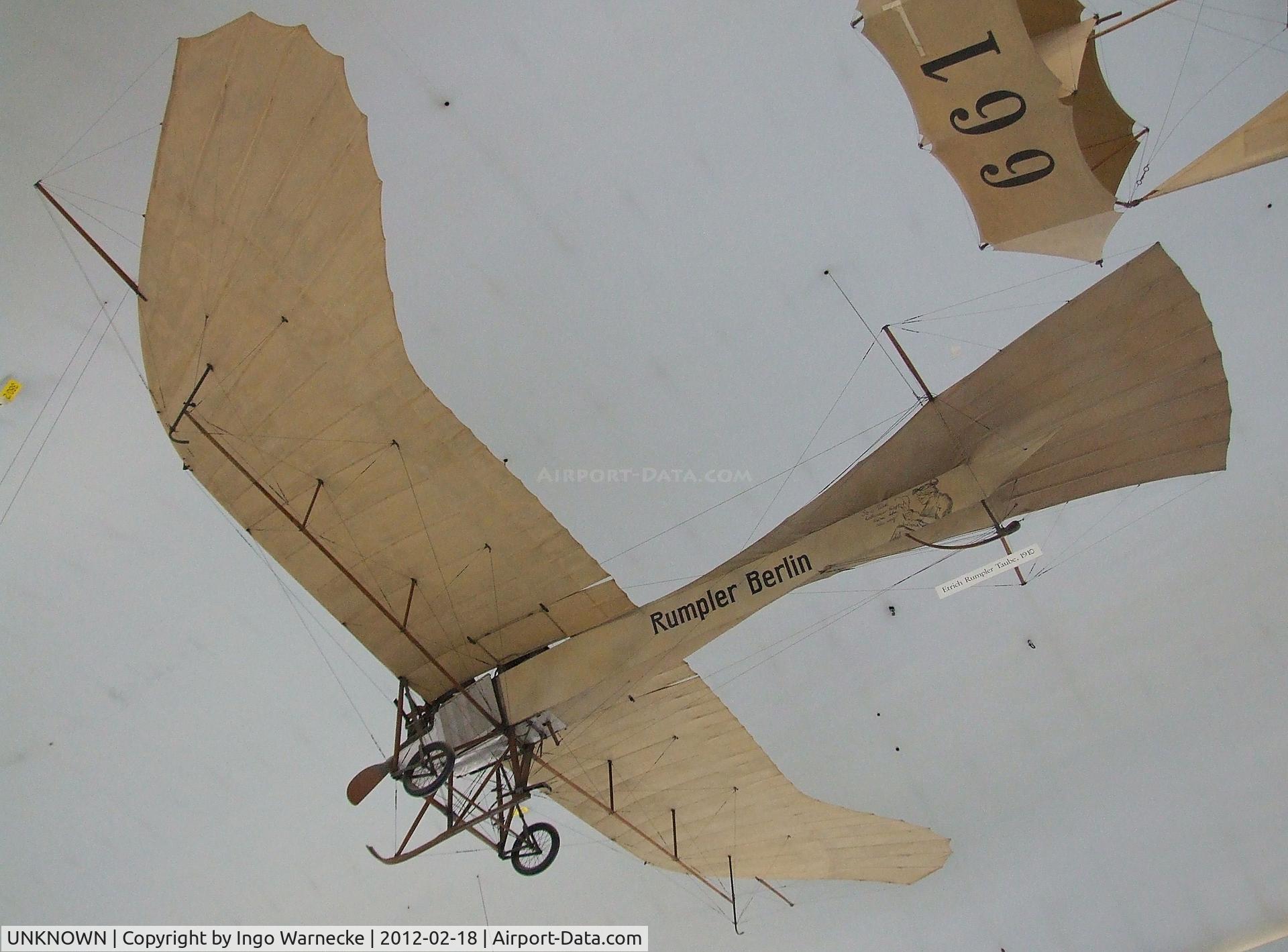 UNKNOWN, 1910 Rumpler Berlin Taube C/N 19, Rumpler Taube at the Deutsches Museum, München (Munich)