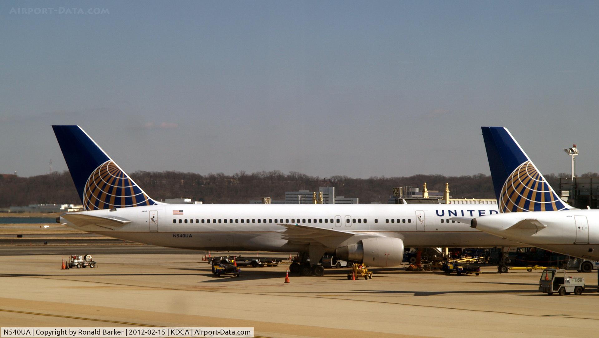 N540UA, 1991 Boeing 757-222 C/N 25252, DCA, VA