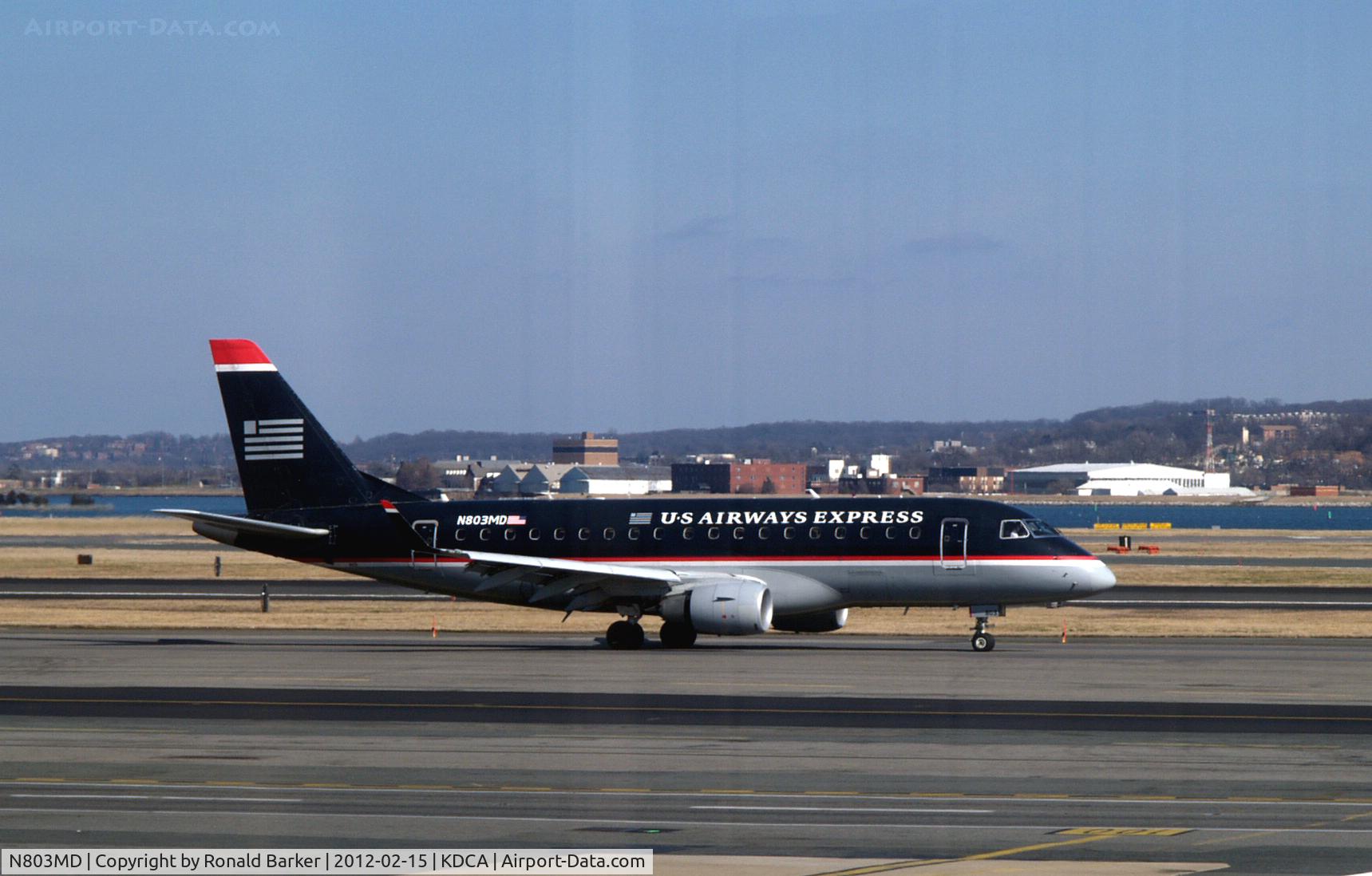 N803MD, 2004 Embraer 170SU (ERJ-170-100SU) C/N 17000015, Taxi DCA