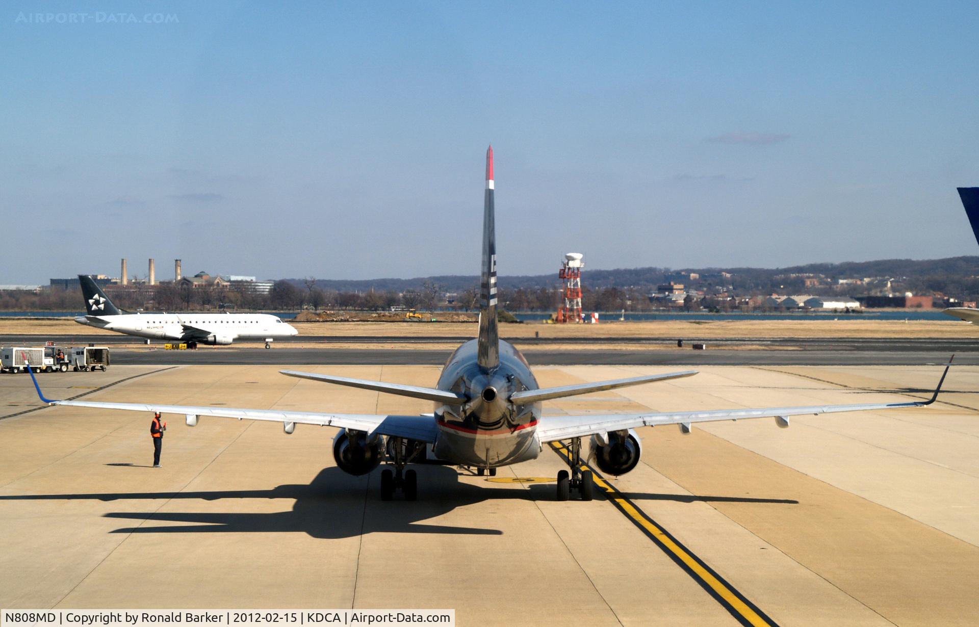 N808MD, 2004 Embraer 170SU (ERJ-170-100SU) C/N 17000021, Push back DCA, VA