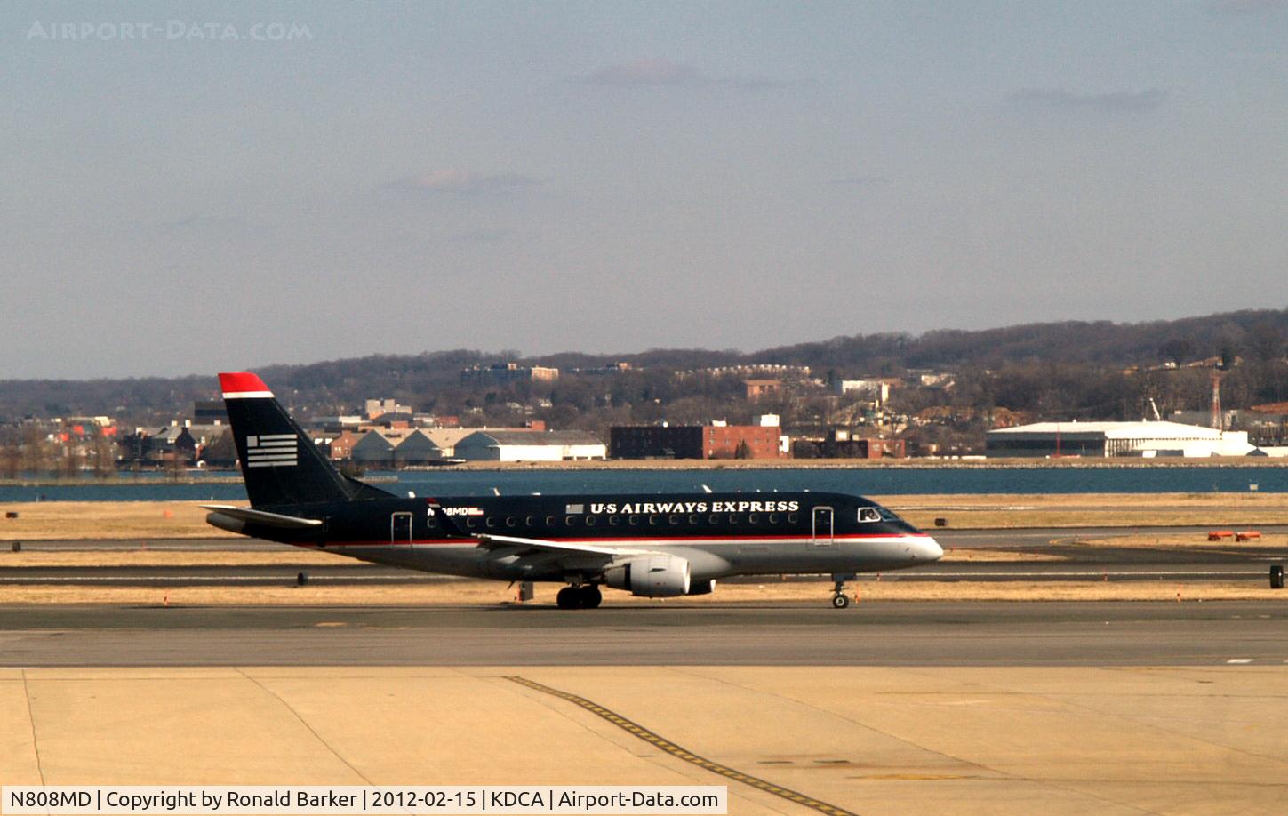 N808MD, 2004 Embraer 170SU (ERJ-170-100SU) C/N 17000021, Taxi DCA, VA