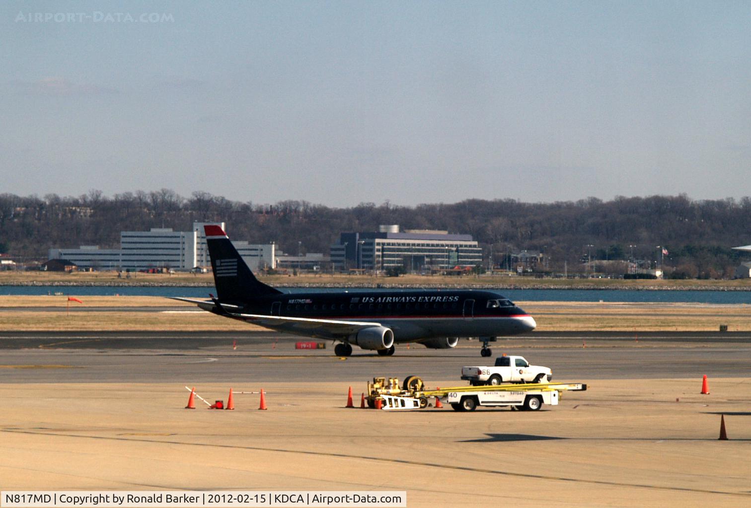 N817MD, 2004 Embraer 170SU (ERJ-170-100SU) C/N 17000038, Taxi DCA, VA