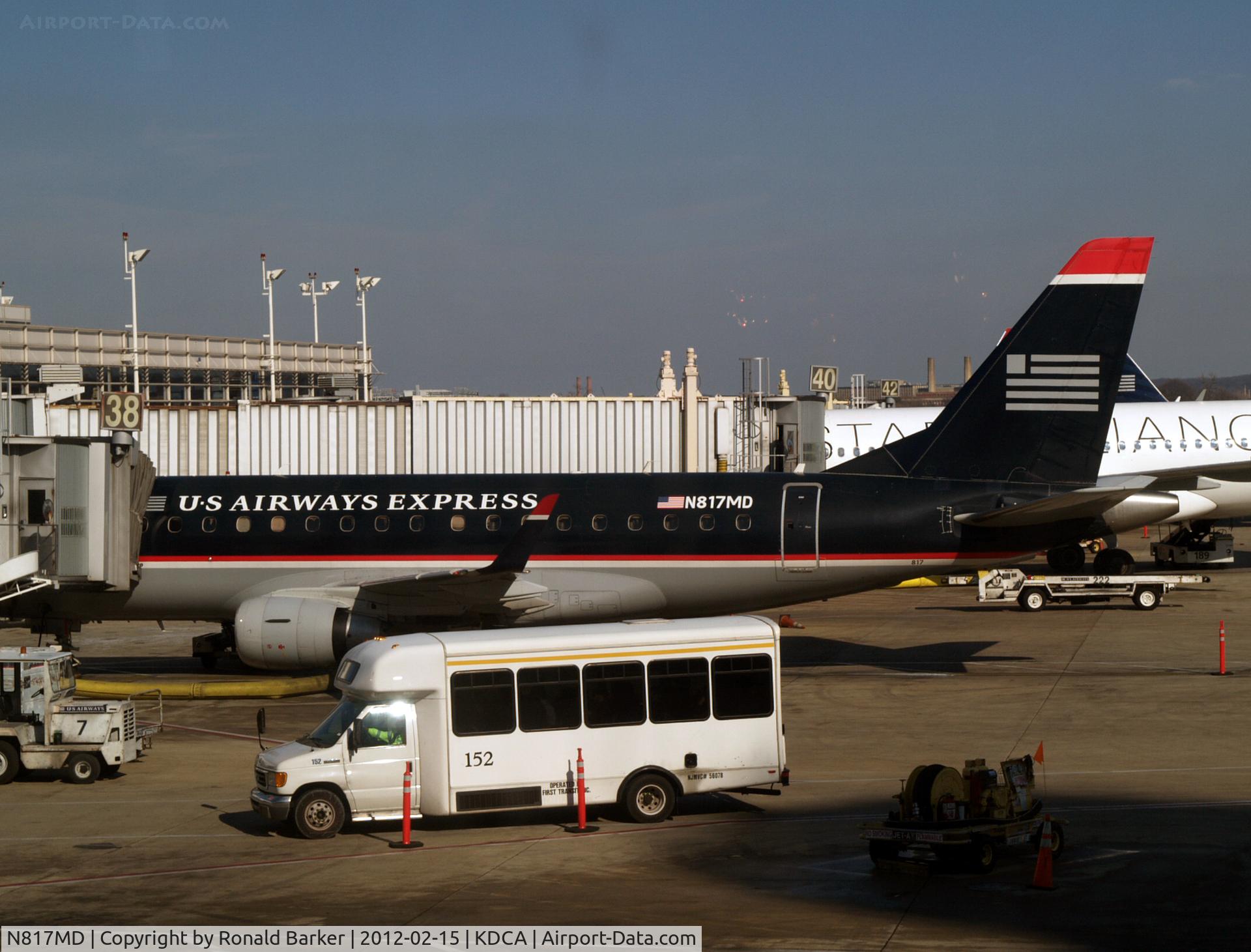 N817MD, 2004 Embraer 170SU (ERJ-170-100SU) C/N 17000038, DCA, VA with bus 152