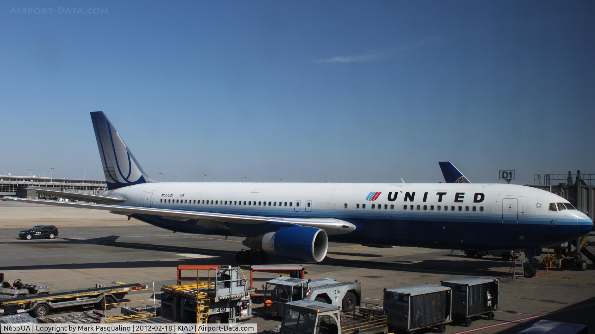 N655UA, 1992 Boeing 767-322/ER C/N 25393, Boeing 767-300