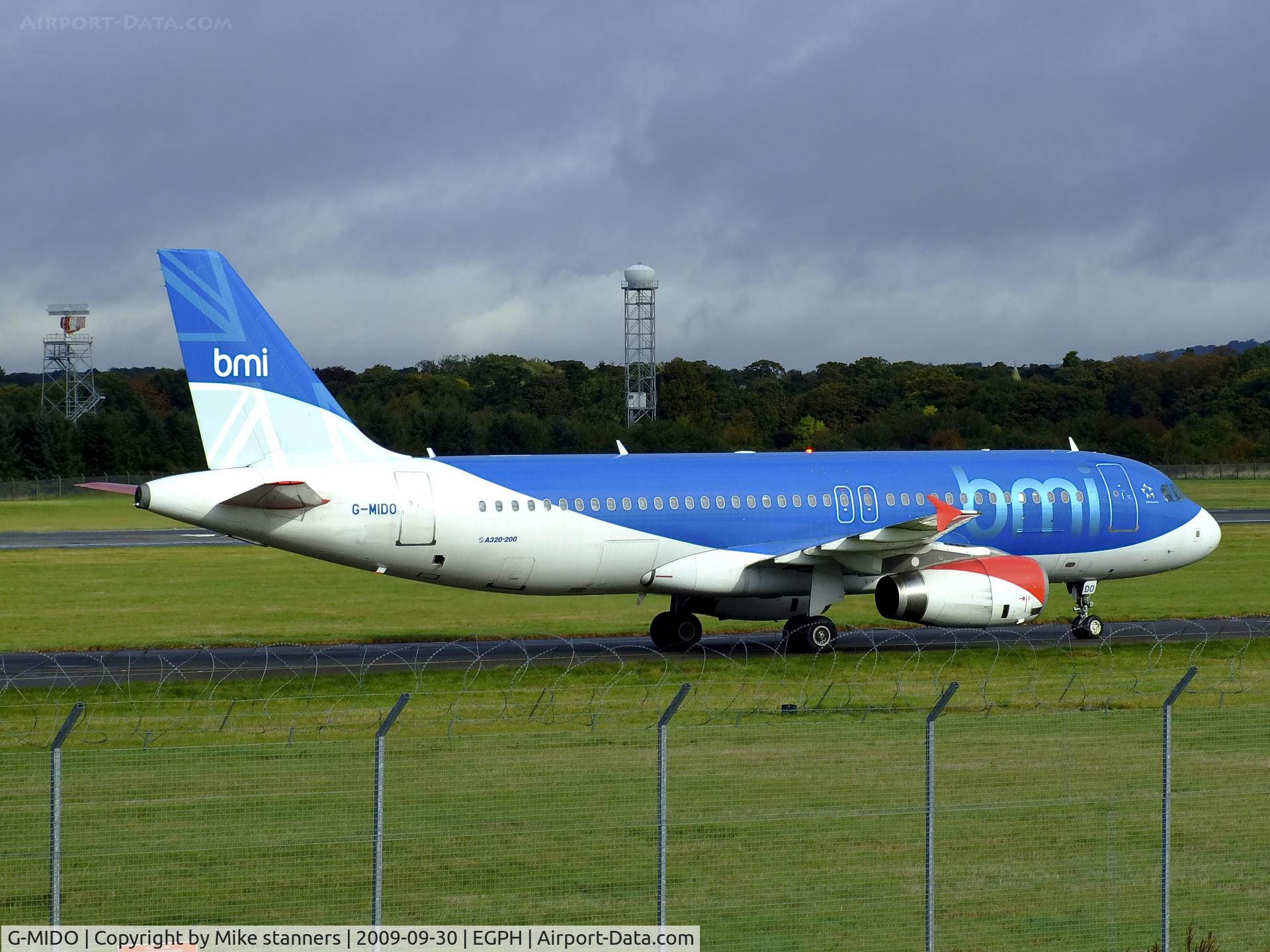 G-MIDO, 2002 Airbus A320-232 C/N 1987, British midland international A320 Arrives at EDI From LHR