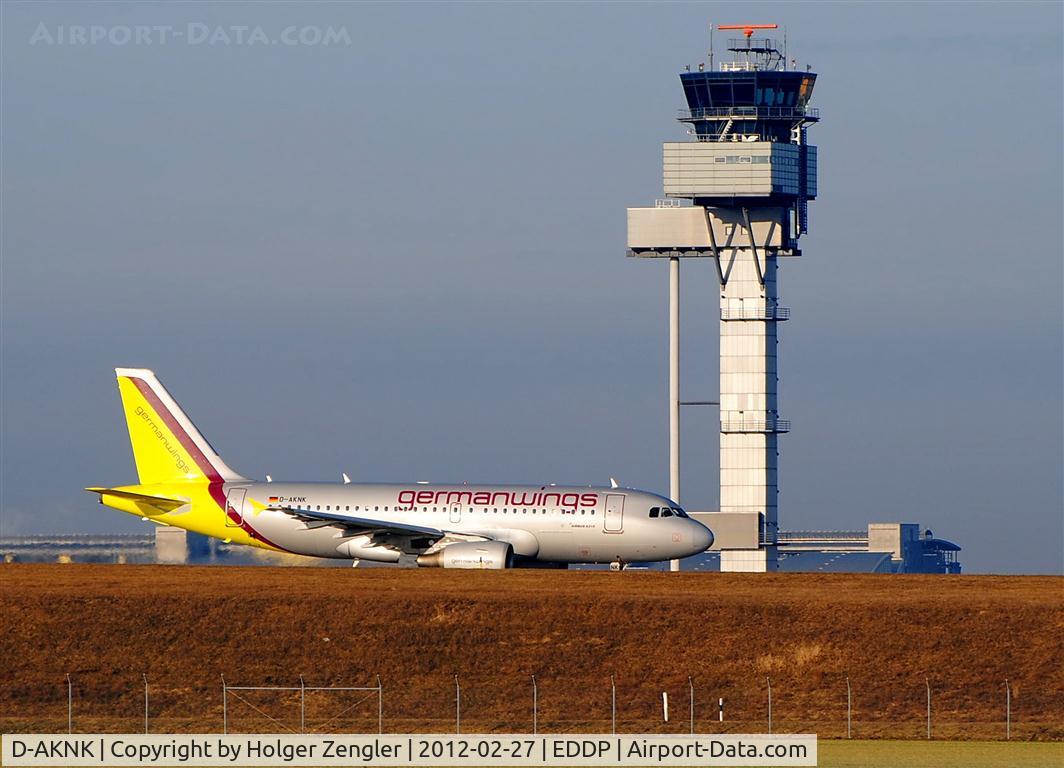D-AKNK, 1999 Airbus A319-112 C/N 1077, Taxiway crawler......
