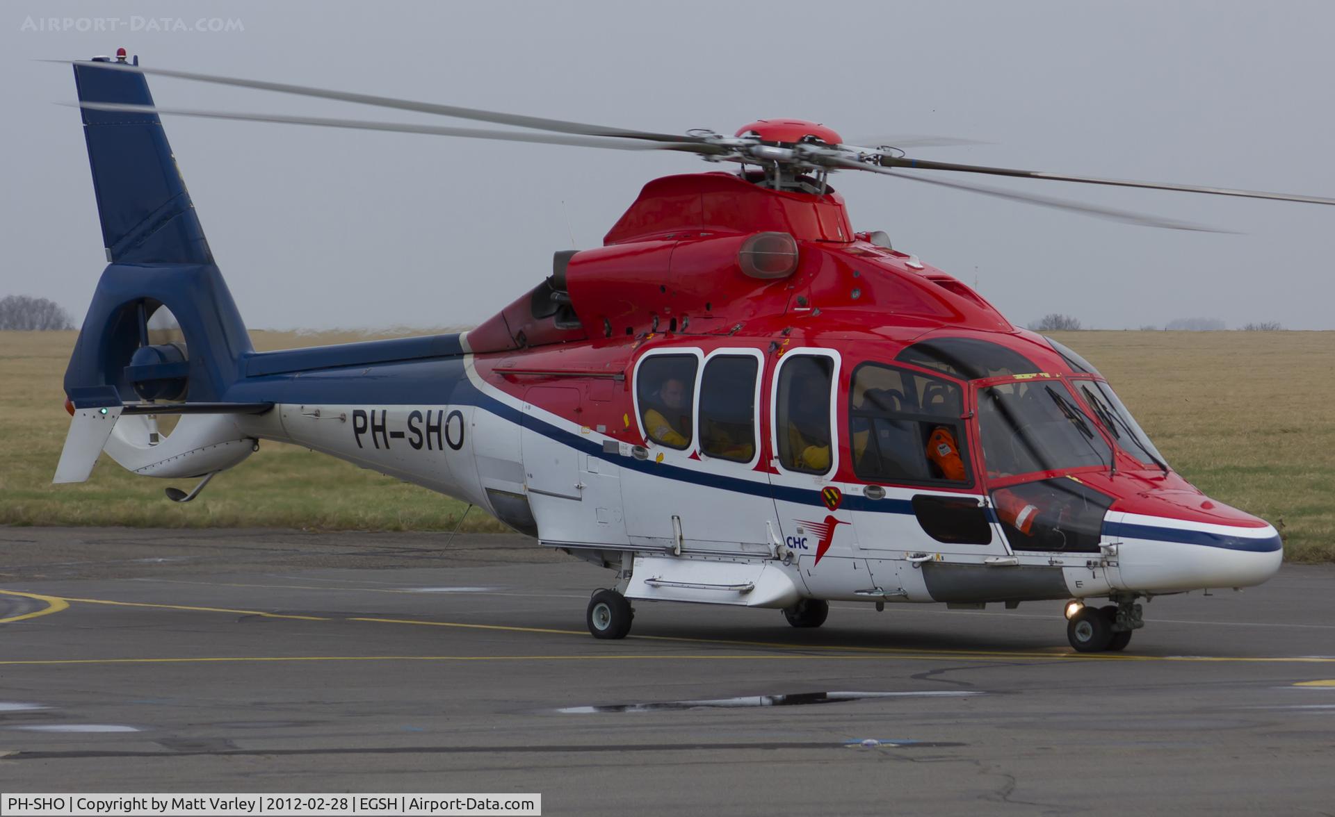 PH-SHO, 2006 Eurocopter EC-155B-1 C/N 6739, Taxiing away from SaxonAir.