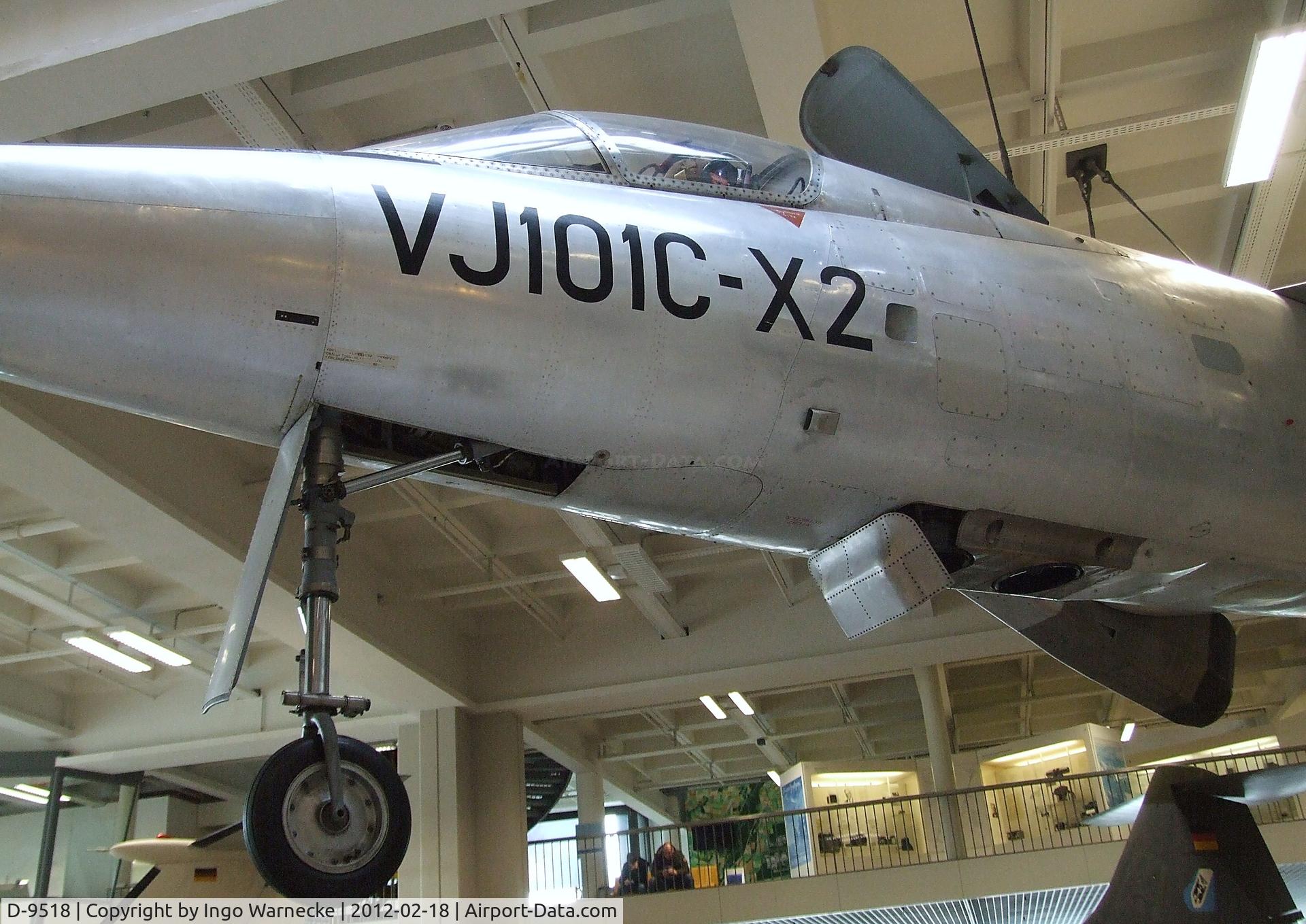 D-9518, 1965 EWR VJ101C C/N X2, EWR (Entwicklungsring Süd) VJ-101C at the Deutsches Museum, München (Munich)