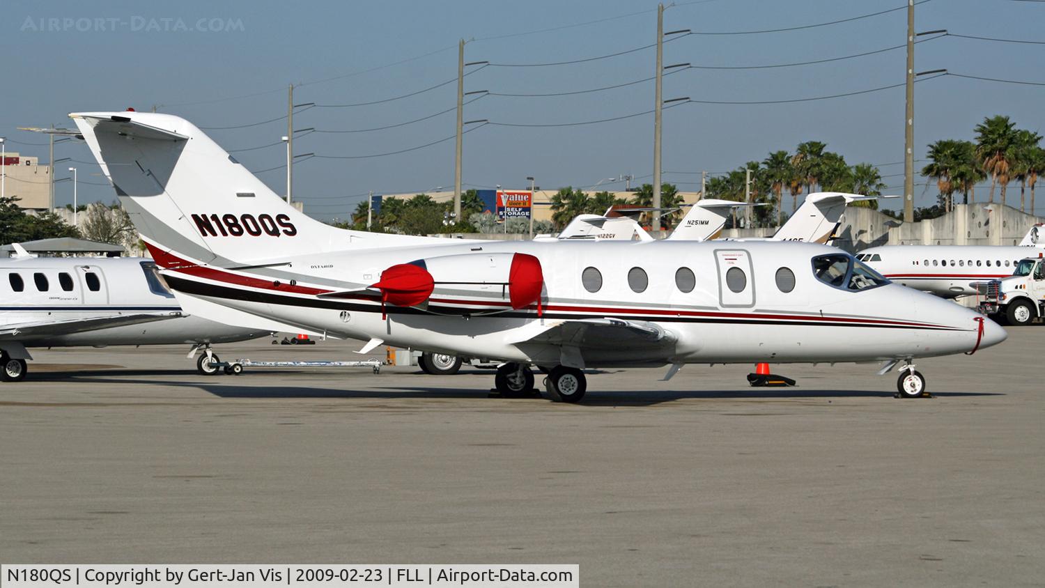 N180QS, 2008 Hawker Beechcraft 400A Beechjet C/N RK-569, Parked at sunny FLL