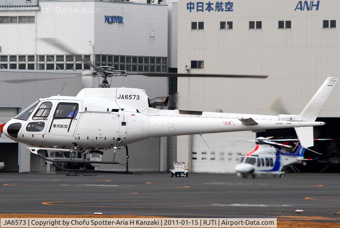 JA6573, Aerospatiale AS-350B-3 Ecureuil C/N 4573, NikonD200+TAMRON AF 200-500mm F/5-6.3 LD IF